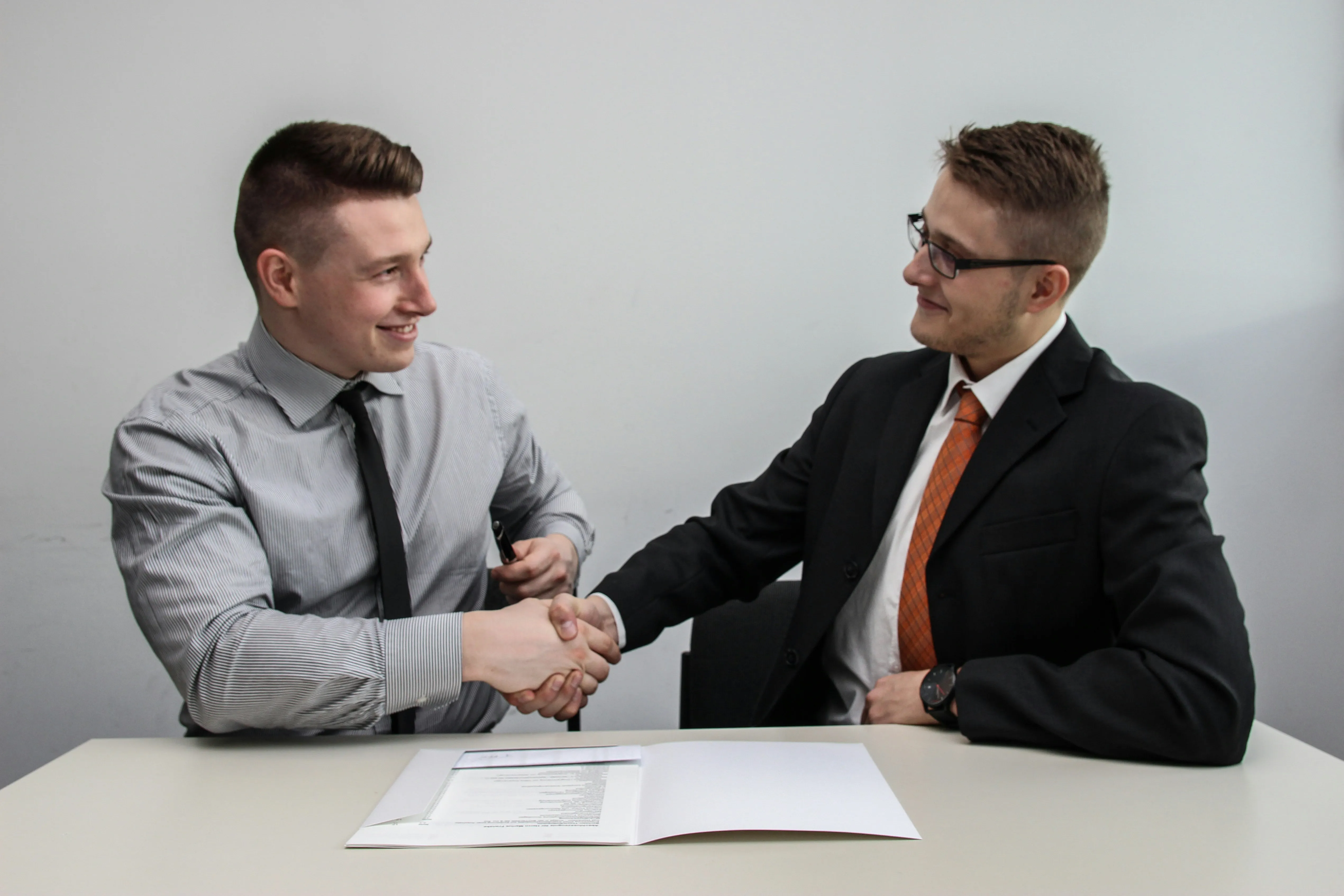Cómo conseguir tu primer trabajo: 8 consejos que sí funcionan